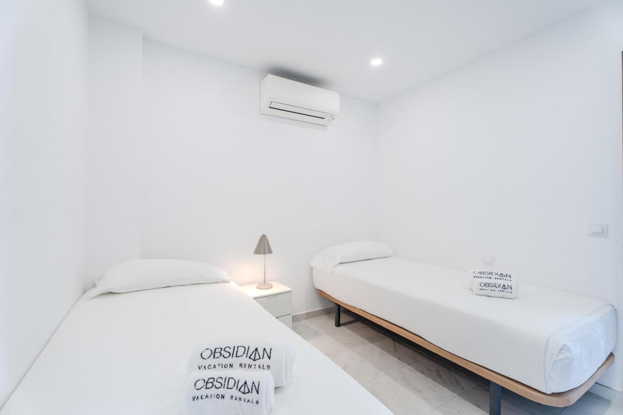 Obsidian Ocean Blue Radazul Apartment Exterior photo